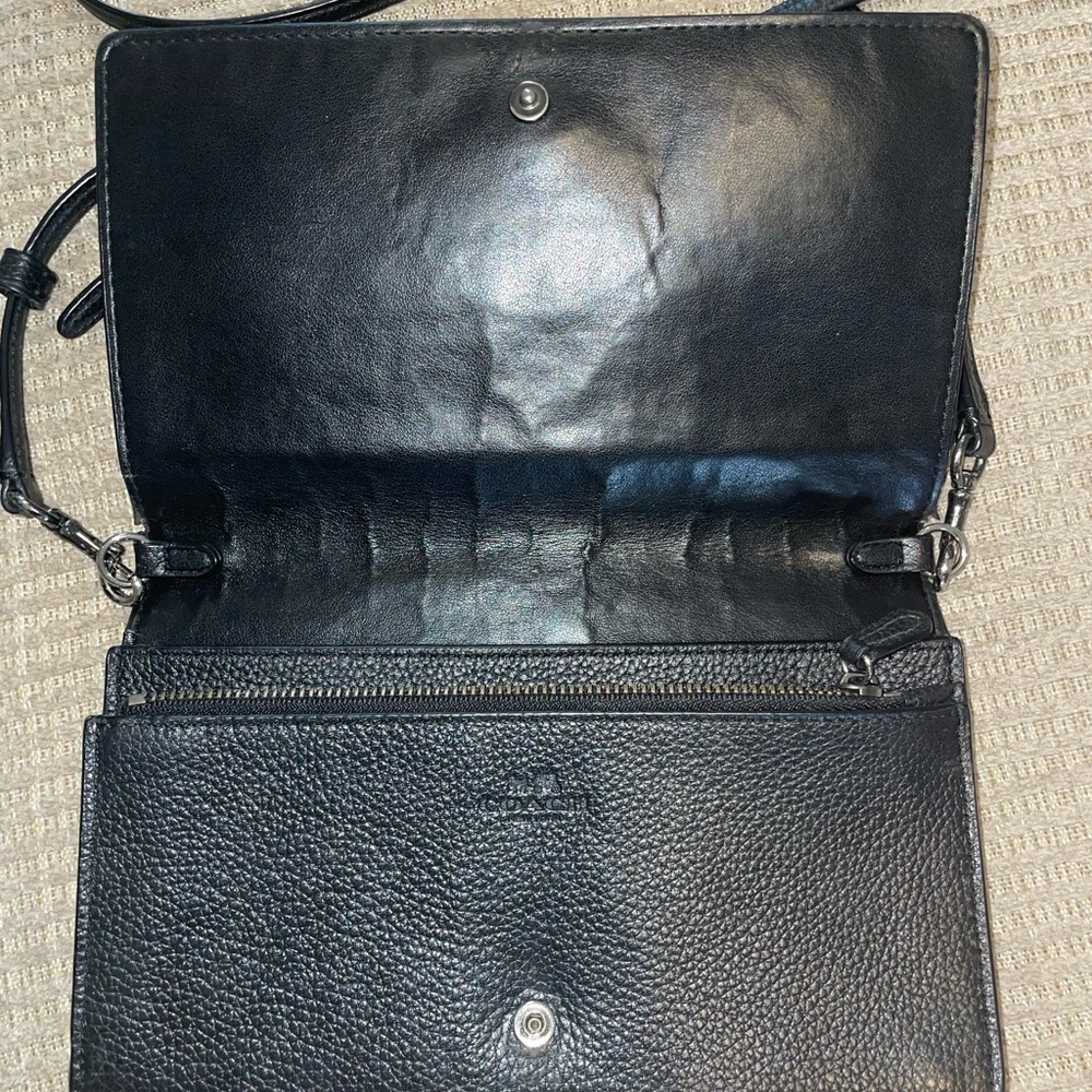 Coach crossbody - Picture 3 of 7